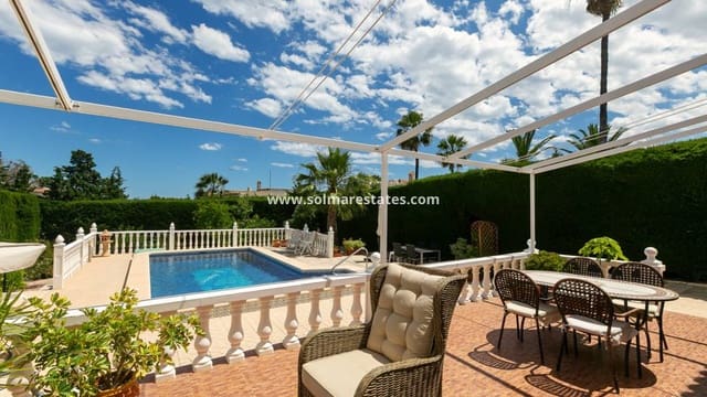3 chambre Villa/Maison Semi-Mitoyenne à vendre à Los Balcones - 425 000 € (Ref: 9905054)