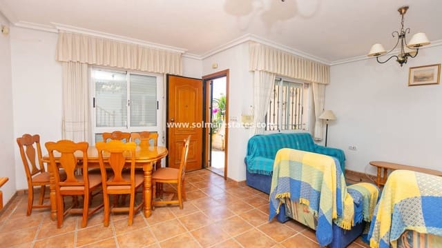 2 sovrum Hus till salu i La Zenia, Orihuela med pool - 235 000 € (Ref: 9905055)
