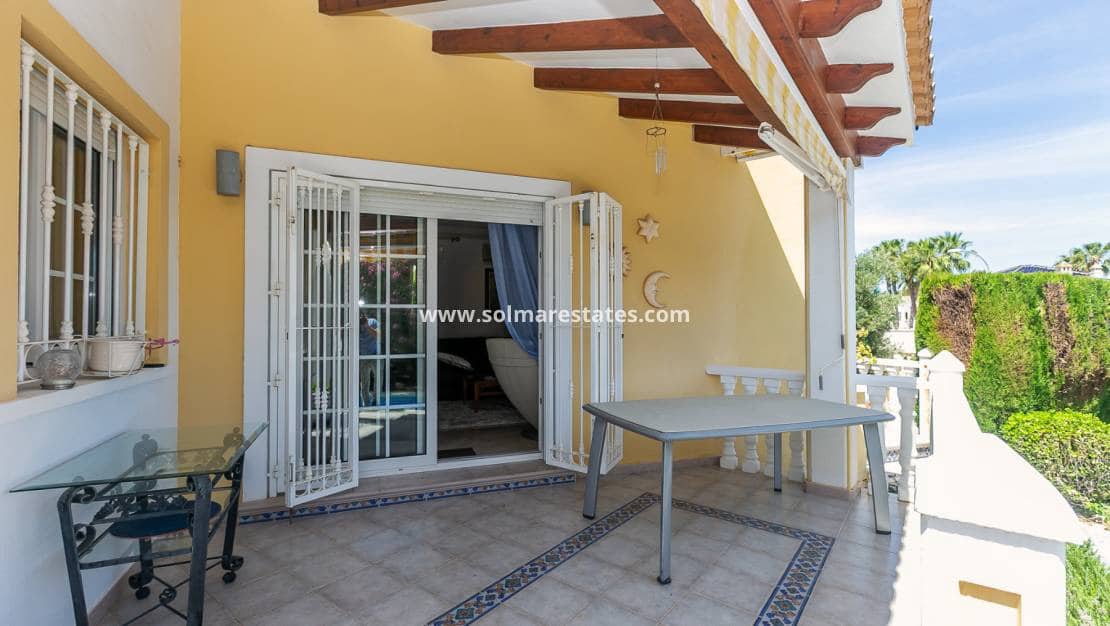 3 camera da letto Villa in vendita in Villamartin con piscina - 530.000 € (Rif: 9905056)
