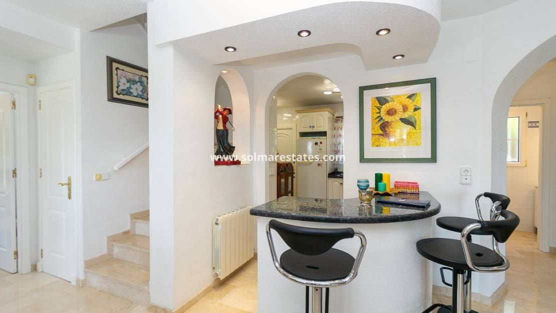 3 camera da letto Villa in vendita in Villamartin con piscina - 530.000 € (Rif: 9905056)