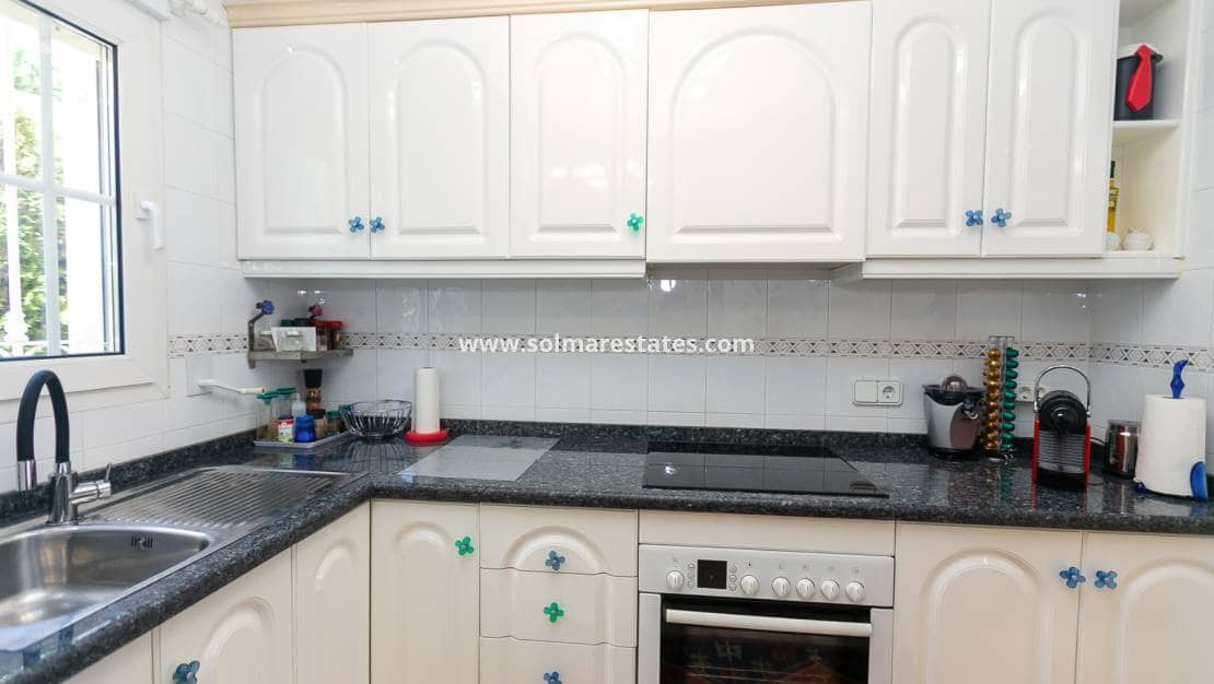 3 camera da letto Villa in vendita in Villamartin con piscina - 530.000 € (Rif: 9905056)