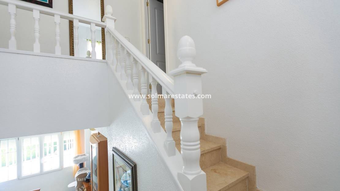 3 camera da letto Villa in vendita in Villamartin con piscina - 530.000 € (Rif: 9905056)