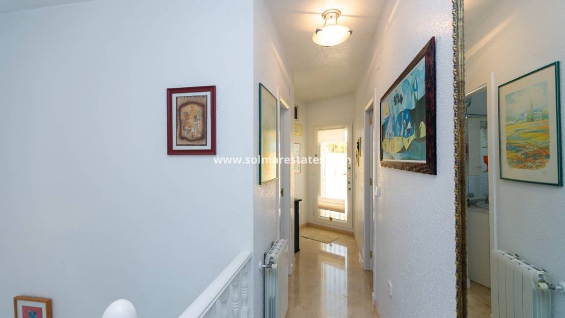 3 camera da letto Villa in vendita in Villamartin con piscina - 530.000 € (Rif: 9905056)