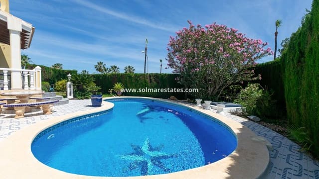 3 camera da letto Villa in vendita in Villamartin, Orihuela con piscina - 530.000 € (Rif: 9905056)