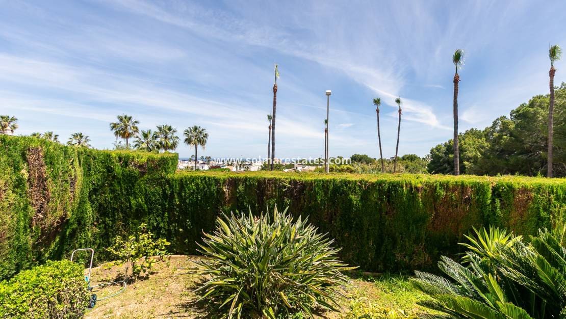 3 camera da letto Villa in vendita in Villamartin con piscina - 530.000 € (Rif: 9905056)