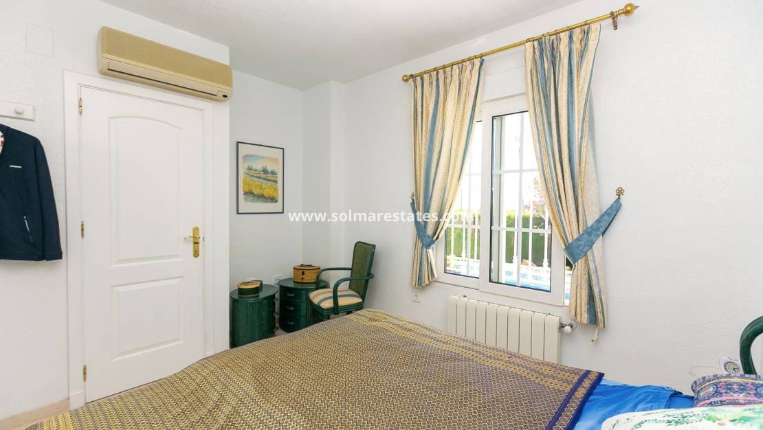 3 camera da letto Villa in vendita in Villamartin con piscina - 530.000 € (Rif: 9905056)