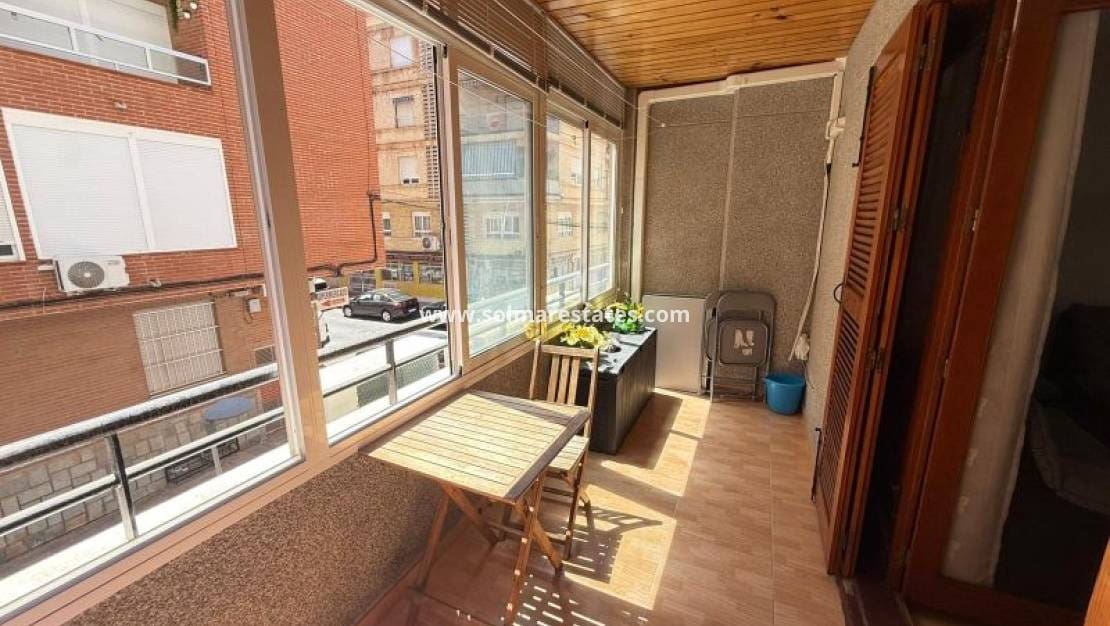2 slaapkamer Appartement te koop in Torrevieja - € 159.995 (Ref: 9905057)