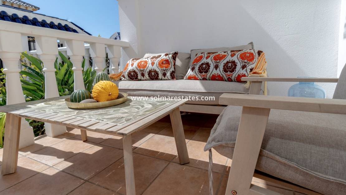 3 bedroom Townhouse for sale in Playa Flamenca with pool - € 245,000 (Ref: 9905058)