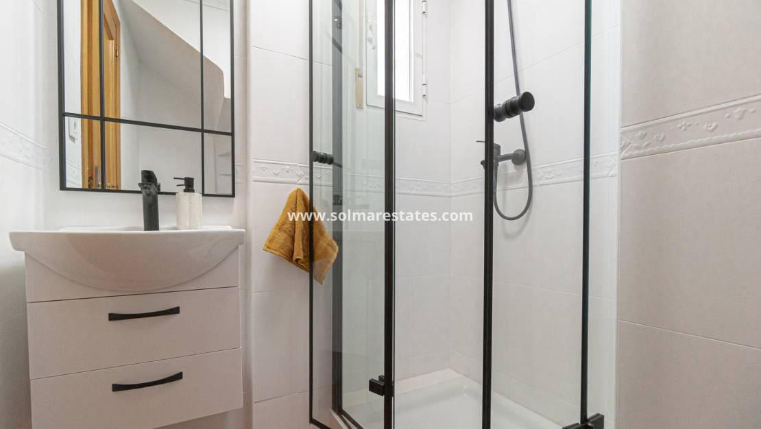 3 bedroom Townhouse for sale in Playa Flamenca with pool - € 245,000 (Ref: 9905058)