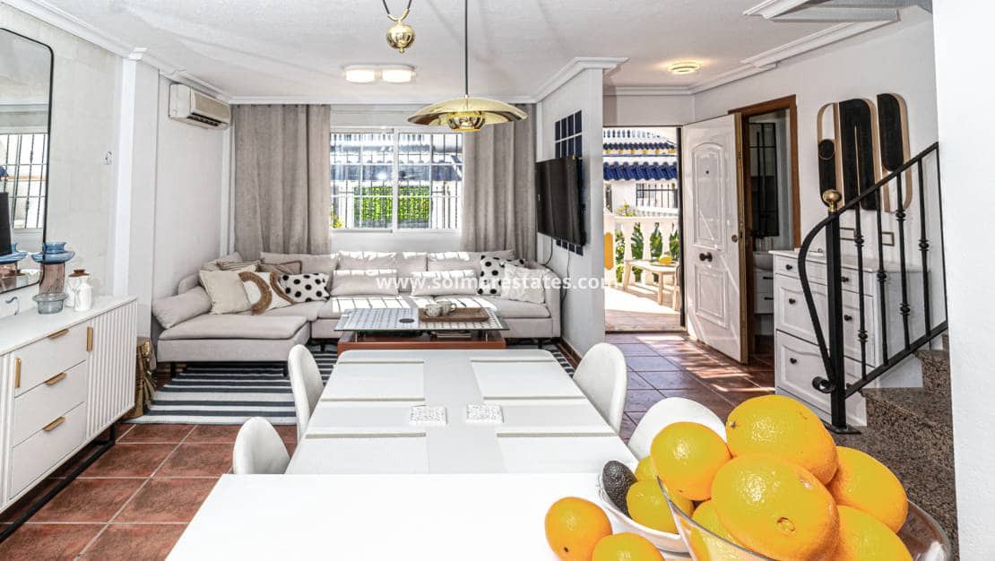 3 bedroom Townhouse for sale in Playa Flamenca with pool - € 245,000 (Ref: 9905058)