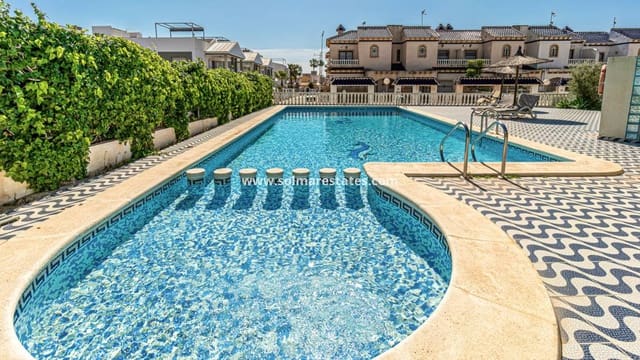 3 bedroom Townhouse for sale in Playa Flamenca, Orihuela with pool - € 245,000 (Ref: 9905058)
