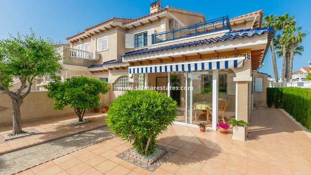 2 makuuhuone Paritalo myytävänä paikassa Playa Flamenca, Orihuela - 270 000 € (Ref: 9905061)
