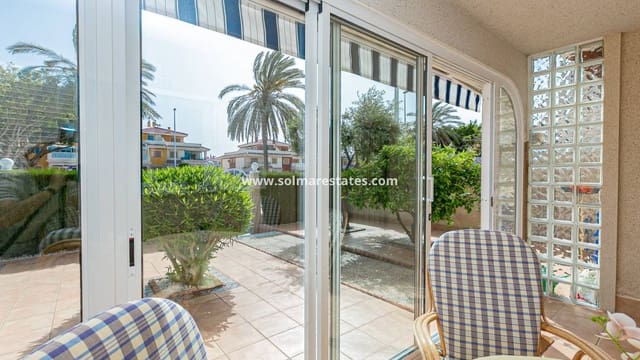 2 makuuhuone Paritalo myytävänä paikassa Playa Flamenca, Orihuela - 270 000 € (Ref: 9905061)
