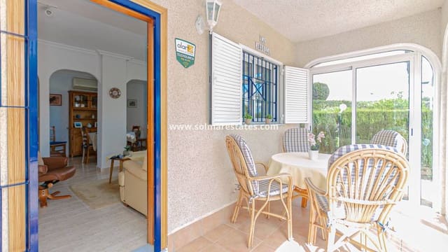2 makuuhuone Paritalo myytävänä paikassa Playa Flamenca, Orihuela - 270 000 € (Ref: 9905061)