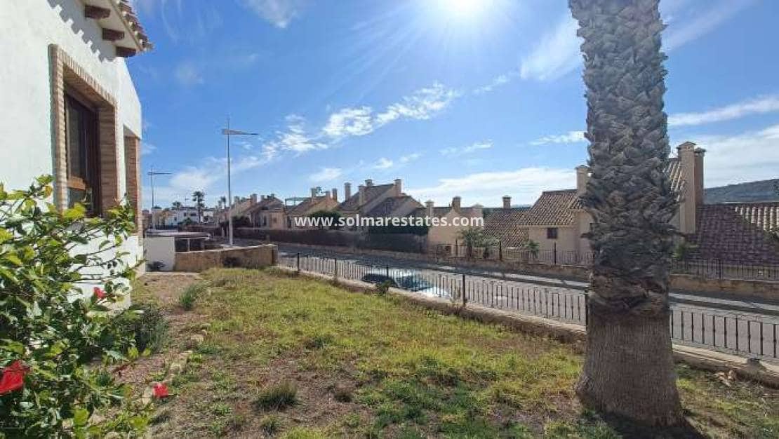 3 Zimmer Villa zu verkaufen in Algorfa mit Pool - 375.000 € (Ref: 9908935)