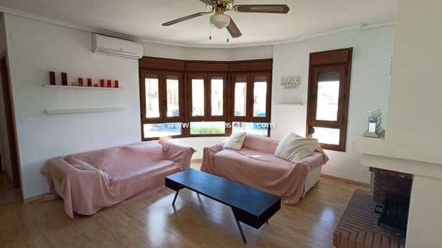 3 Zimmer Villa zu verkaufen in Algorfa mit Pool - 375.000 € (Ref: 9908935)
