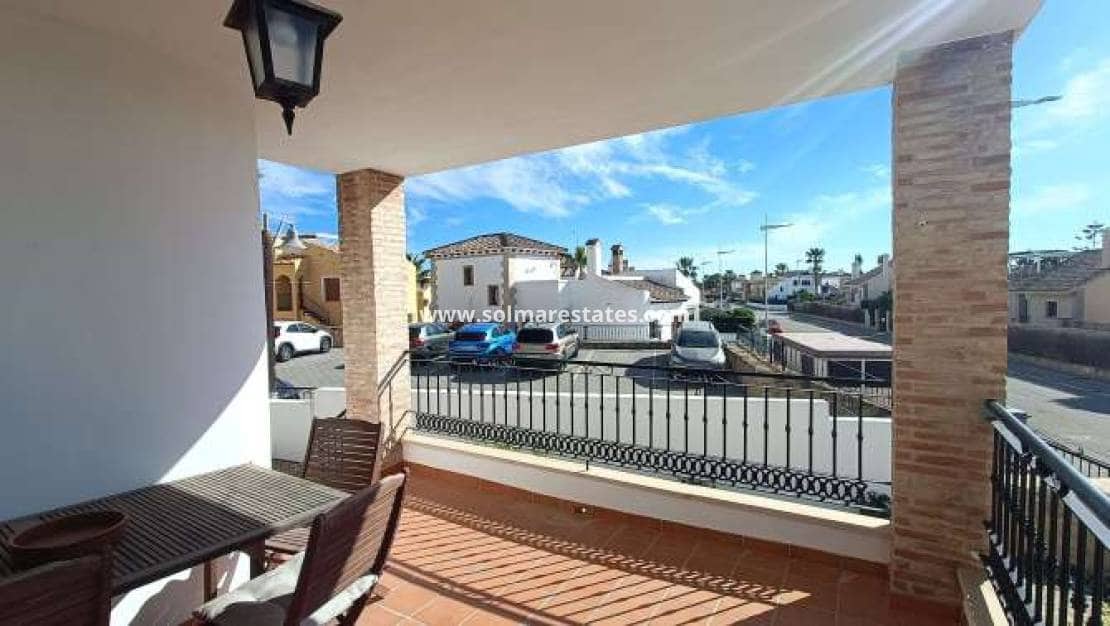 3 Zimmer Villa zu verkaufen in Algorfa mit Pool - 375.000 € (Ref: 9908935)