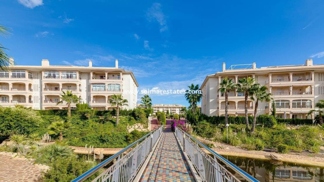 2 bedroom Apartment for sale in Playa Flamenca with pool - € 218,000 (Ref: 9908936)