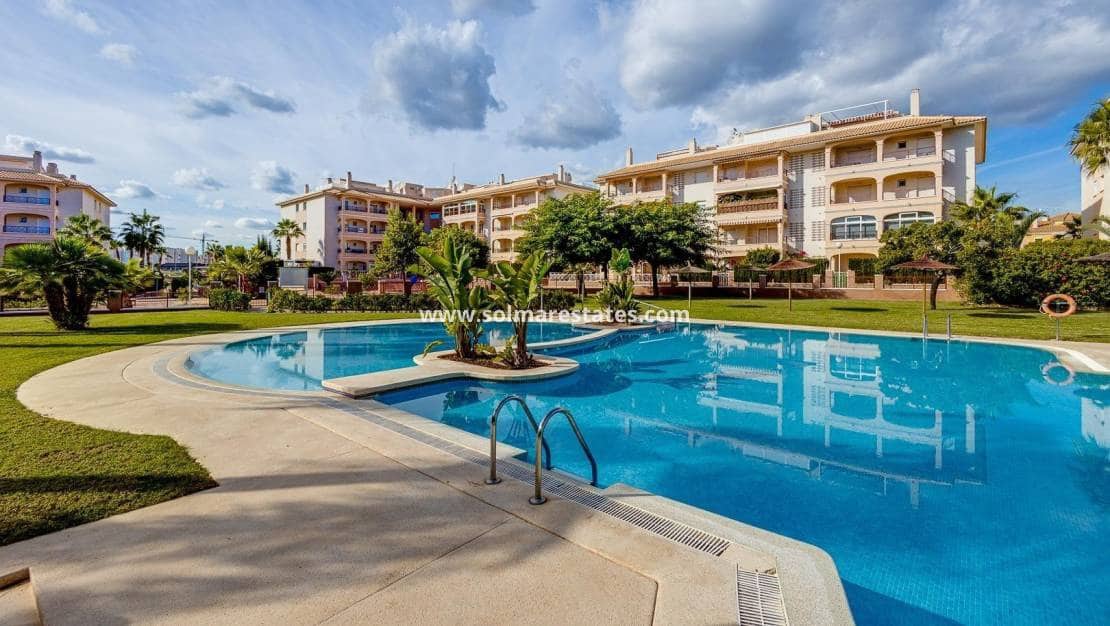 2 bedroom Apartment for sale in Playa Flamenca with pool - € 218,000 (Ref: 9908936)