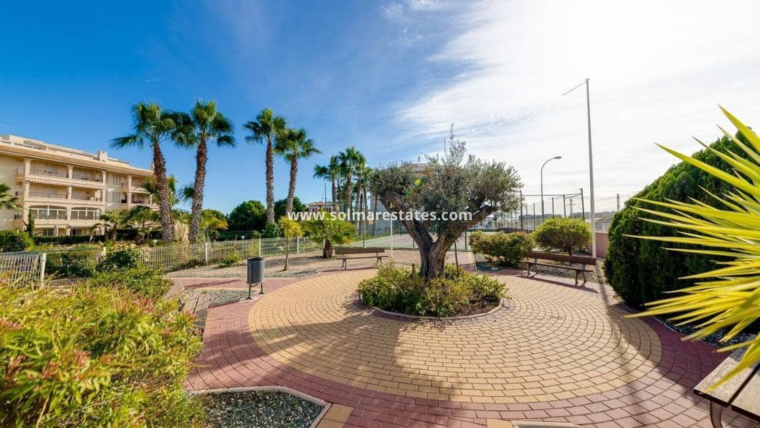 2 bedroom Apartment for sale in Playa Flamenca with pool - € 218,000 (Ref: 9908936)
