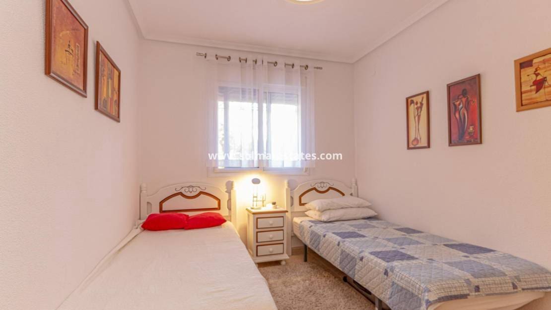 2 bedroom Apartment for sale in Playa Flamenca with pool - € 218,000 (Ref: 9908936)