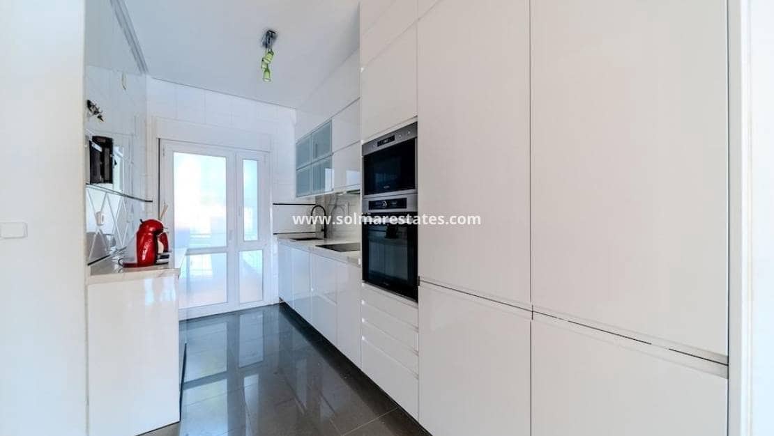 3 camera da letto Casa in vendita in Cabo Roig con piscina - 450.000 € (Rif: 9909046)