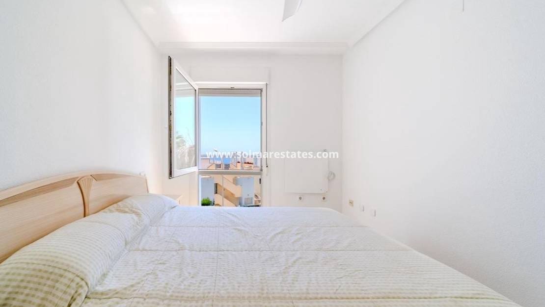 3 camera da letto Casa in vendita in Cabo Roig con piscina - 450.000 € (Rif: 9909046)