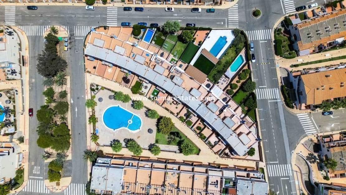 3 camera da letto Casa in vendita in Cabo Roig con piscina - 450.000 € (Rif: 9909046)