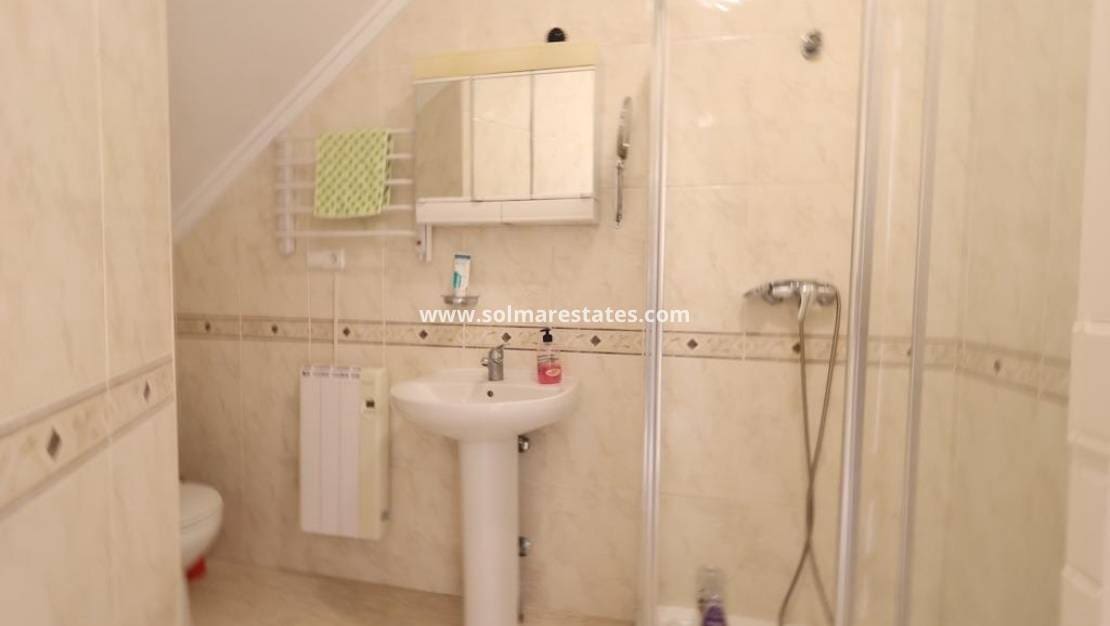 3 bedroom Semi-detached Villa for sale in Dona Pepa with pool - € 340,000 (Ref: 9909047)