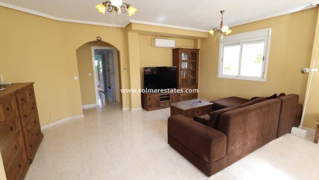 3 bedroom Semi-detached Villa for sale in Dona Pepa with pool - € 340,000 (Ref: 9909047)