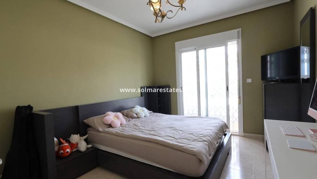 3 bedroom Semi-detached Villa for sale in Dona Pepa with pool - € 340,000 (Ref: 9909047)