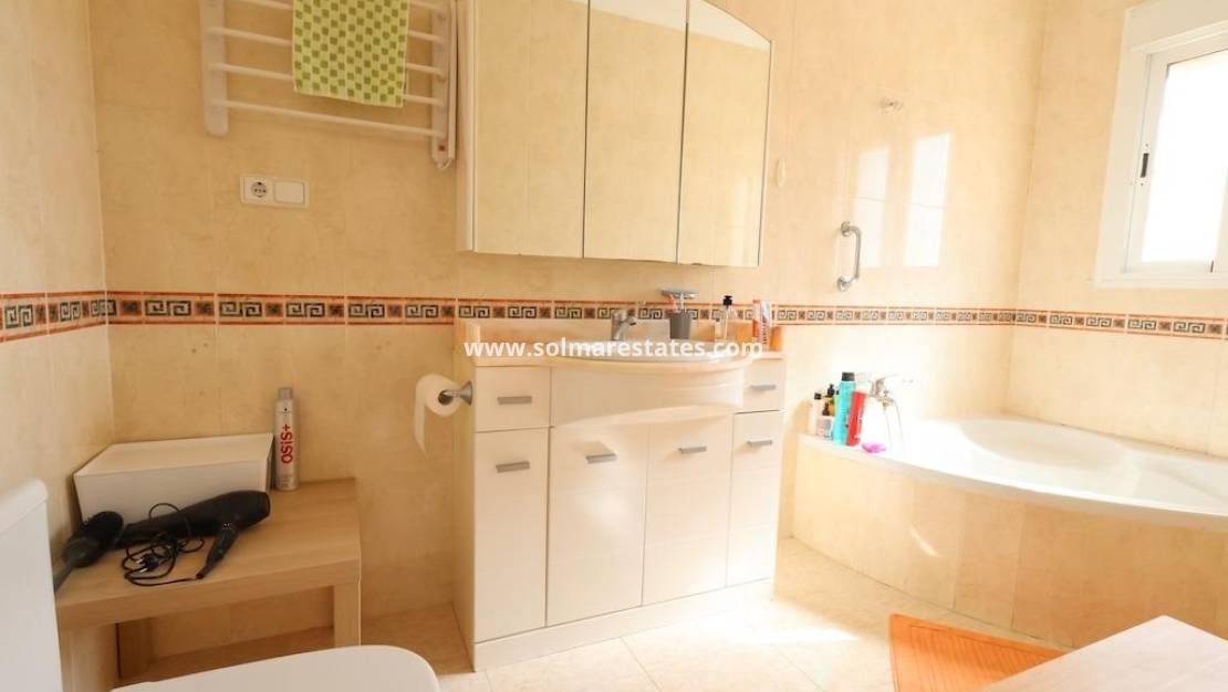 3 bedroom Semi-detached Villa for sale in Dona Pepa with pool - € 340,000 (Ref: 9909047)