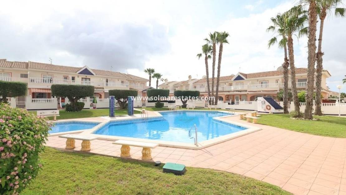 3 bedroom Semi-detached Villa for sale in Dona Pepa with pool - € 340,000 (Ref: 9909047)