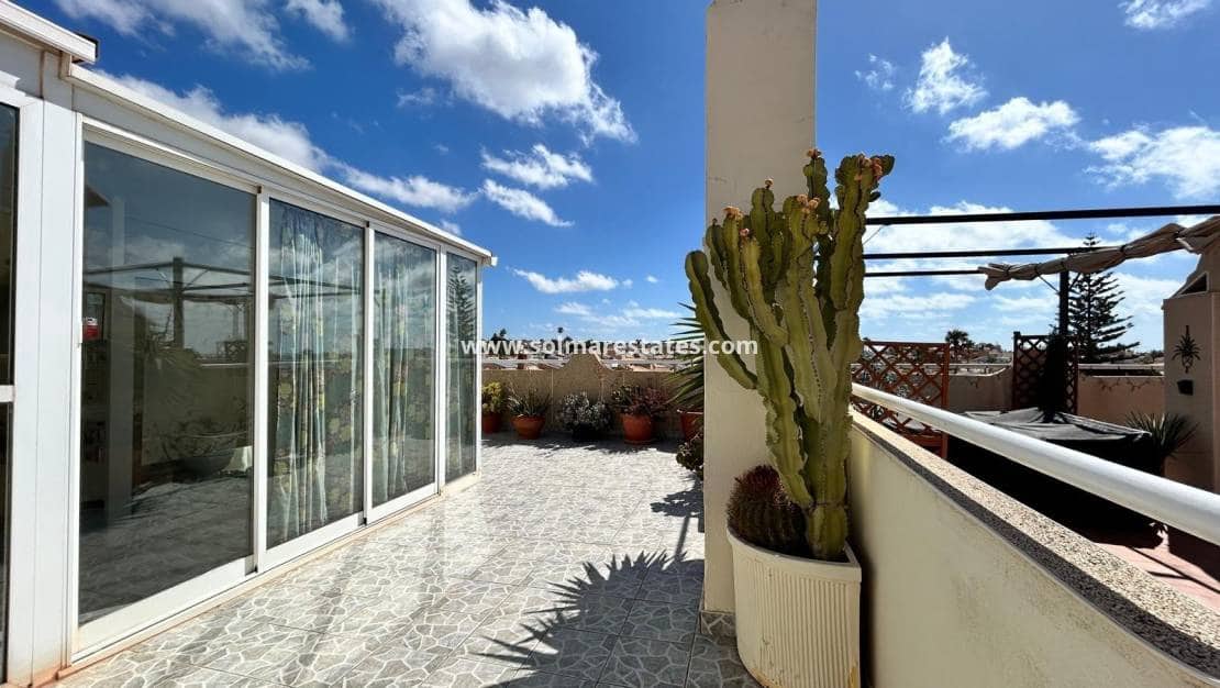 2 soverom Bungalow til salgs i La Florida med svømmebasseng - € 145 000 (Ref: 9909048)