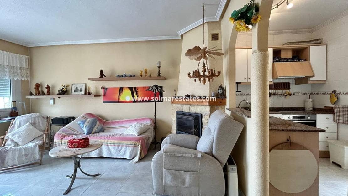 2 soverom Bungalow til salgs i La Florida med svømmebasseng - € 145 000 (Ref: 9909048)