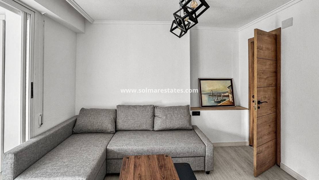 2 soverom Leilighet til salgs i Torrevieja - € 145 000 (Ref: 9911727)
