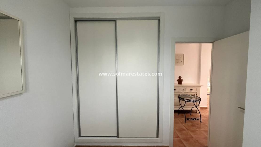 2 sypialnia Apartament na sprzedaż w Villamartin z basenem - 189 000 € (Ref: 9912234)