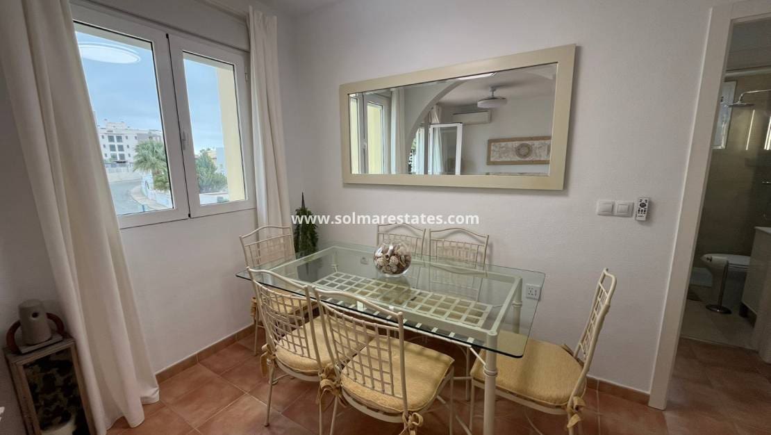 2 sypialnia Apartament na sprzedaż w Villamartin z basenem - 189 000 € (Ref: 9912234)