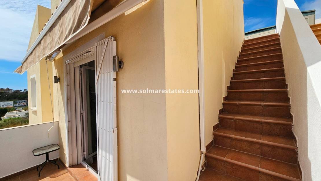 2 sypialnia Apartament na sprzedaż w Villamartin z basenem - 189 000 € (Ref: 9912234)