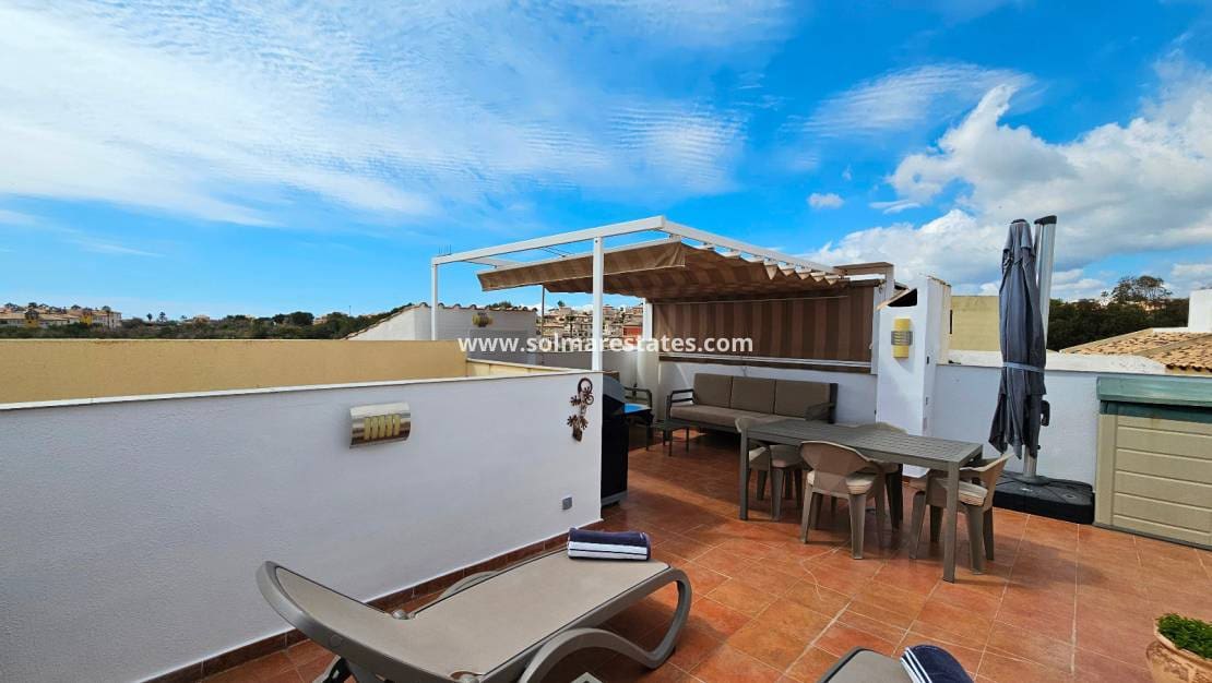 2 sypialnia Apartament na sprzedaż w Villamartin z basenem - 189 000 € (Ref: 9912234)