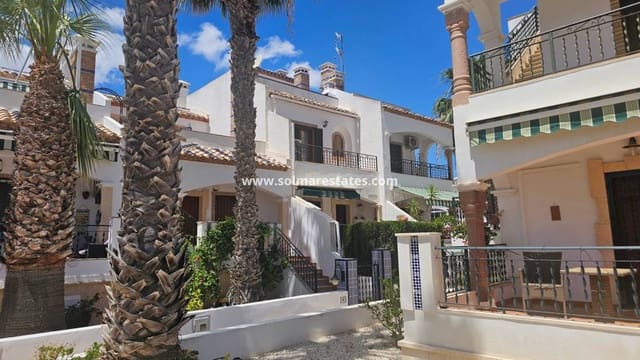 2 quarto Casa em Banda para venda em Villamartin, Orihuela com piscina - 239 000 € (Ref: 9912383)