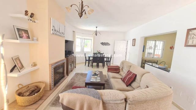 2 makuuhuone Huvila myytävänä paikassa La Florida, Orihuela mukana uima-altaan - 399 900 € (Ref: 9914933)