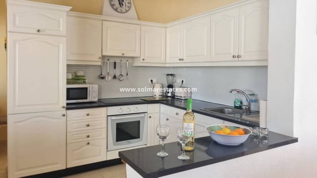 2 makuuhuone Huvila myytävänä paikassa La Florida, Orihuela mukana uima-altaan - 399 900 € (Ref: 9914933)
