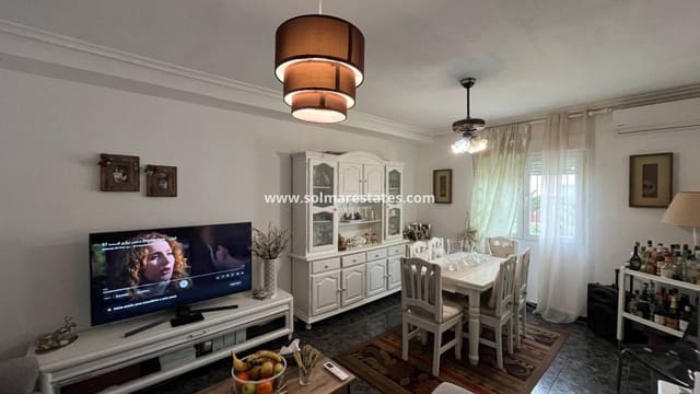 3 chambre Villa/Maison Semi-Mitoyenne à vendre à Playa Flamenca, Orihuela avec piscine - 325 000 € (Ref: 9918608)