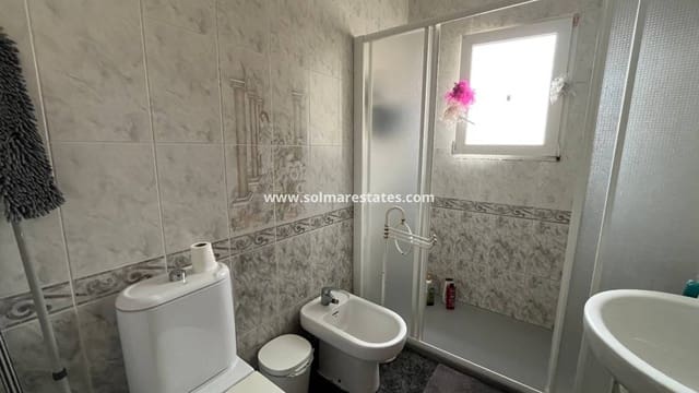 3 chambre Villa/Maison Semi-Mitoyenne à vendre à Playa Flamenca, Orihuela avec piscine - 325 000 € (Ref: 9918608)