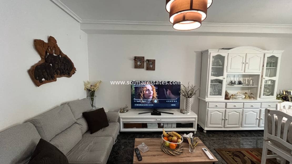 3 chambre Villa/Maison Semi-Mitoyenne à vendre à Playa Flamenca avec piscine - 325 000 € (Ref: 9918608)