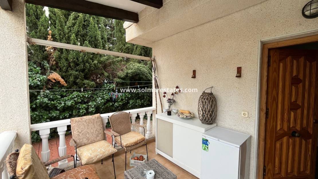 3 chambre Villa/Maison Semi-Mitoyenne à vendre à Playa Flamenca avec piscine - 325 000 € (Ref: 9918608)