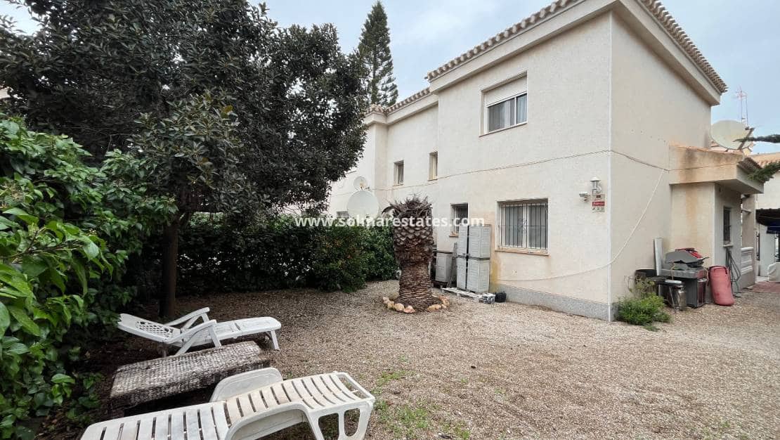 3 chambre Villa/Maison Semi-Mitoyenne à vendre à Playa Flamenca avec piscine - 325 000 € (Ref: 9918608)