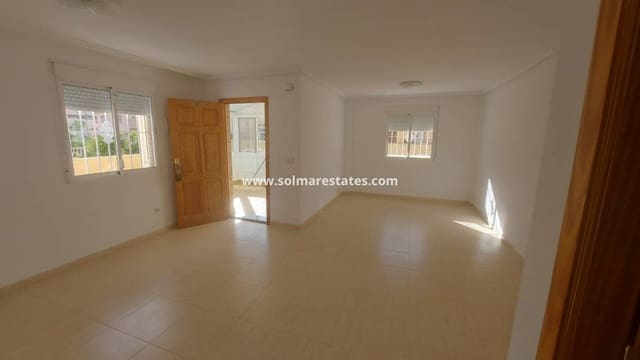 3 makuuhuone Omakotitalo myytävänä paikassa Ciudad Quesada, Rojales mukana uima-altaan - 275 000 € (Ref: 9918609)