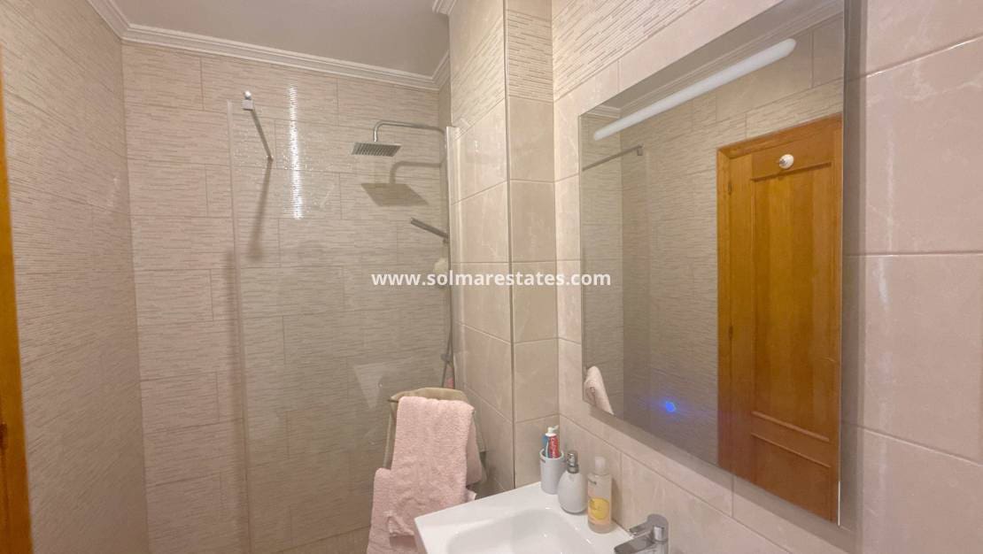 2 sypialnia Apartament na sprzedaż w Cabo Roig z basenem - 169 950 € (Ref: 9918765)